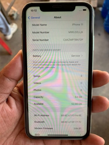 លក់ iPhone 11 មានស្កែន
