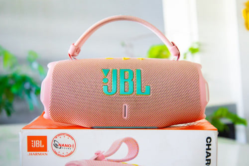 ភីងភីងខ្យូតJBL Charge 6 សុីន មួយទឹកខ្ចីស្អាត99%ដូចថ្មី