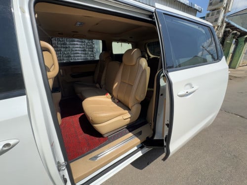 លក់/សាង Kia carnival 2019 ពណ៍ស full-option 2AW ម្ចាស់ដើម
