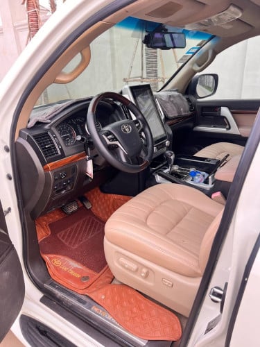 លក់ប្រញាប់Land Cruiser 2008 ឡើងមុក 2024