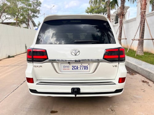 លក់ប្រញាប់Land Cruiser 2008 ឡើងមុក 2024