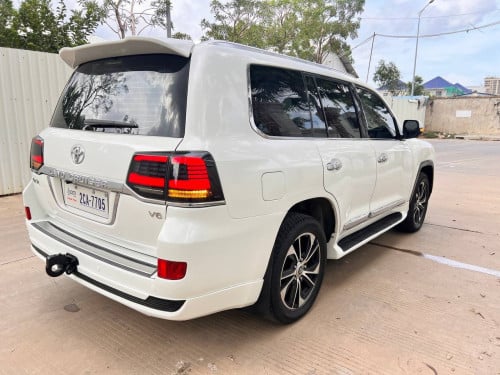 លក់ប្រញាប់Land Cruiser 2008 ឡើងមុក 2024