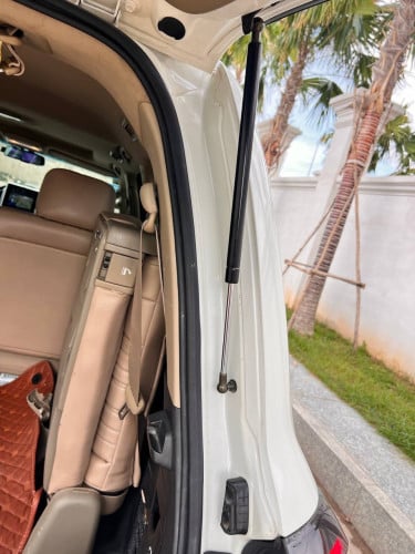 លក់ប្រញាប់Land Cruiser 2008 ឡើងមុក 2024