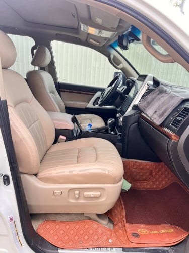 លក់ប្រញាប់Land Cruiser 2008 ឡើងមុក 2024