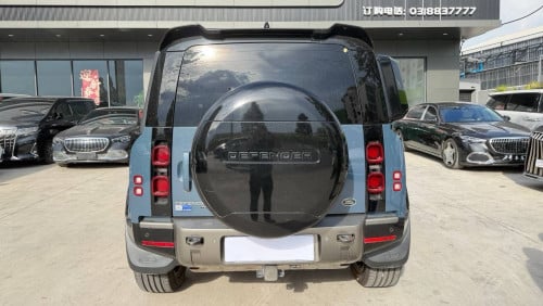 រថយន្តមួយទឹក Land Rover Defender110 , ឆ្នាំ2022 តួររថយន្តនៅស្អាតថ្មីមួយជុំ