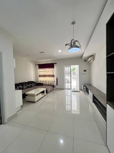 វីឡាLC2 សម្រាប់ជួល នៅបុរីប៉េងហួត598