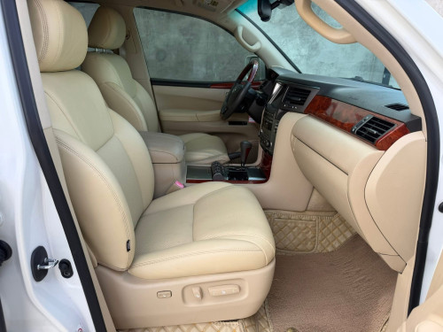 ឡានលក់ LX570 full option USA