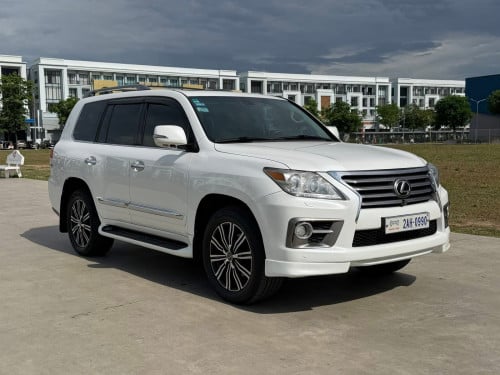 ឡានលក់ LX570 full option USA