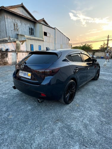 លក់Mazda3(2015)