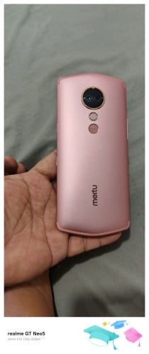 សៀមរាប លក់រឺដូរ Meitu T9 Ram6g Rom128g សាណុំ