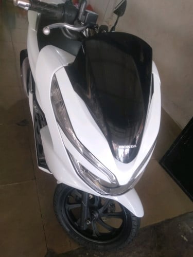 លក់ម៉ូតូ pcx 2020 នៅស្អាតមិនលាន់មិនហុយ