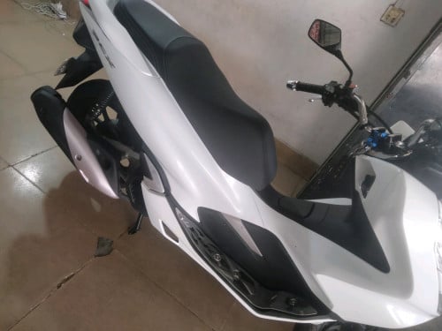 លក់ម៉ូតូ pcx 2020 នៅស្អាតមិនលាន់មិនហុយ