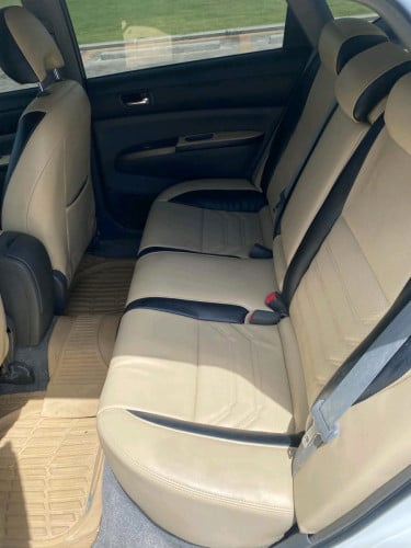 ឡានស្អាត Prius ឆ្នាំ2006