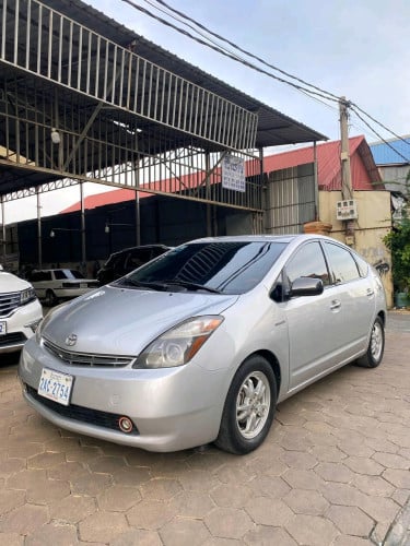 ឡានស្អាត Prius 2007 Half full ម្ចាស់ដើម