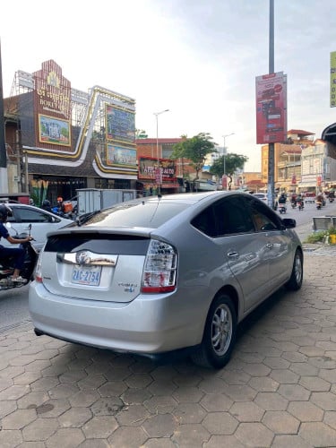 ឡានស្អាត Prius 2007 Half full ម្ចាស់ដើម