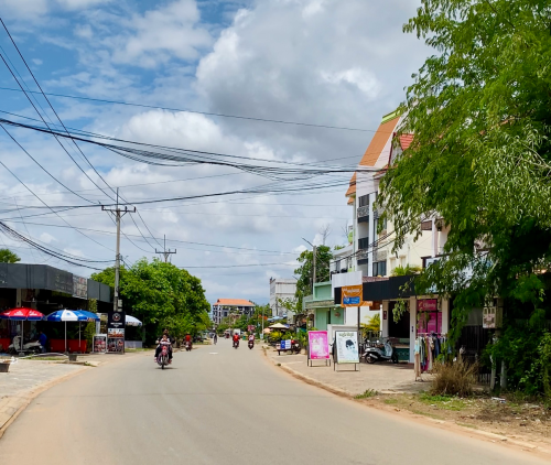 ដីអាជីវកម្ម ១គីឡូ ពីផ្សារចាស់ Pub Street ក្នុងក្រុងសៀមរាប