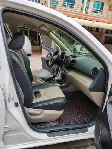 លក់RAV4 ឆ្នាំ06ប៉ុង១.រំលោះសុទ្ធរឺវ៉ៃដូរបាន.គ្រប់សារីនឹងខេត្ត