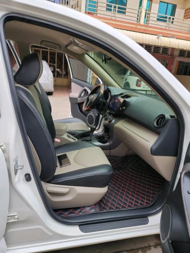 លក់​ RAV4 ឆ្នាំ06ប៉ុង១ ម្ចាស់ទី១ មានរំលោះសុទ្ធរឺវ៉ៃដូរបានគ្រប់សារីគ្រប់ខេត្ត