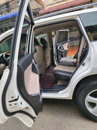 លក់​ RAV4 ឆ្នាំ06ប៉ុង១ ម្ចាស់ទី១ មានរំលោះសុទ្ធរឺវ៉ៃដូរបានគ្រប់សារីគ្រប់ខេត្ត