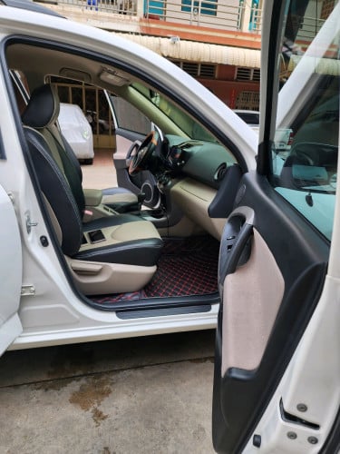លក់​ RAV4 ឆ្នាំ06ប៉ុង១ ម្ចាស់ទី១ មានរំលោះសុទ្ធរឺវ៉ៃដូរបានគ្រប់សារីគ្រប់ខេត្ត