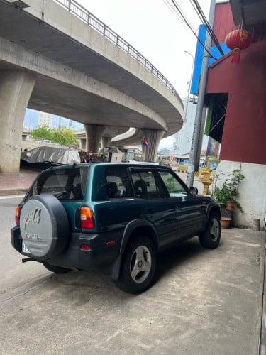 ឡានសានុំ RAV4 1997 ម្ចាស់ដេីមថ្នាំសុីន85% ប៉ុង2 ABS ថ្នាំសុីន90%