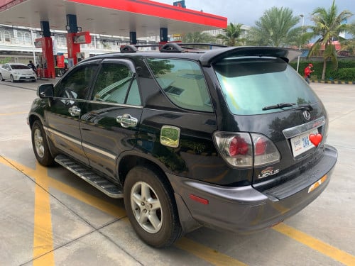 ឡានលក់បន្ទាន់Rx 300 01 p1