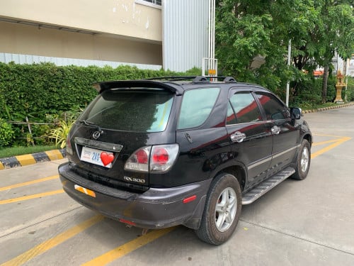 ឡានលក់បន្ទាន់Rx 300 01 p1