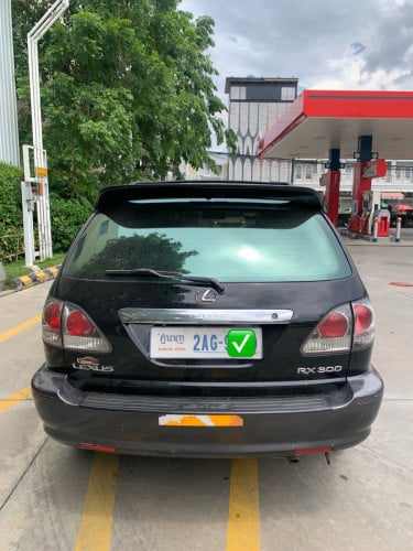 ឡានលក់បន្ទាន់Rx 300 01 p1