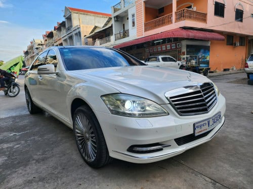 លក់S300 ឆ្នាំ012 VIP .រំលោះសុទ្ធរឺវ៉ៃដូរបាន.គ្រប់សារីនឹងខេត្ត