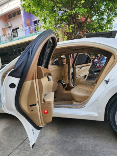 លក់S300 ឆ្នាំ012 VIP .រំលោះសុទ្ធរឺវ៉ៃដូរបាន.គ្រប់សារីនឹងខេត្ត