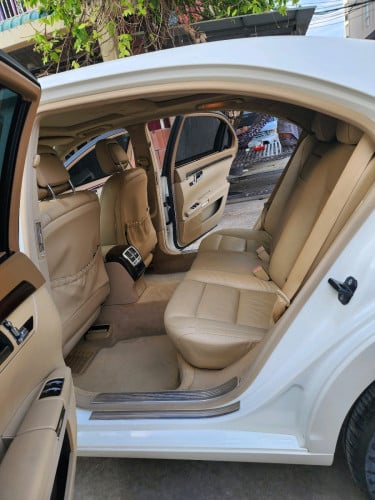 លក់​ S300 ឆ្នាំ012 VIP ទ្វាបុឺត៥  ម្ចាស់ទី១ មានរំលោះសុទ្ធរឺវ៉ៃដូរបានគ្រប់សារីគ្រប់ខេត្ត