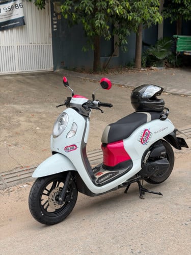 ចង់លក់Scoopy 2023