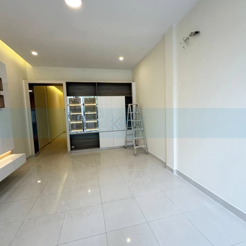 ផ្ទះអាជីវកម្មសម្រាប់ជួល / Shophouse For Rent