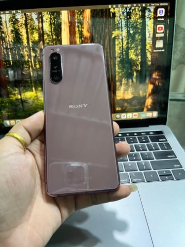 កំពត SONY Xperia 5 II សំណុំស្អាត 98.99%