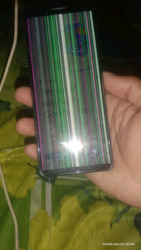 ចង់ទិញអេក្រង់sony Xperia