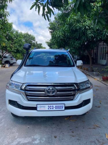 លក់Toyota Landcruiser 018ម៉ាស៍ូតក្រដាស់ពន្ធ