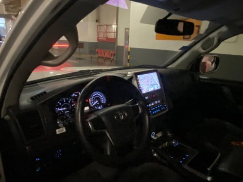 លក់Toyota Landcruiser 018ម៉ាស៍ូតក្រដាស់ពន្ធ