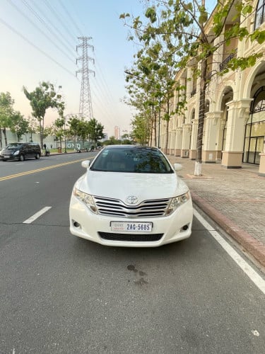 ឡានលក់ Toyota Vanza 2010 V4 pong1 full option👉បើកតំបូល សោរប្រើស្មាតឃី