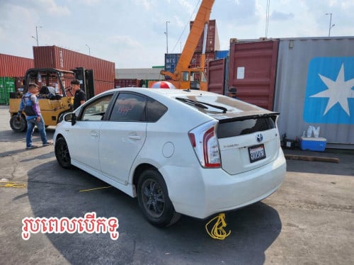 ✅ ទើបមកដល់ថ្មីរៀបចំម៉ាស្អាតលក់តែ:$19,900🚘2015 Toyota Prius Options3