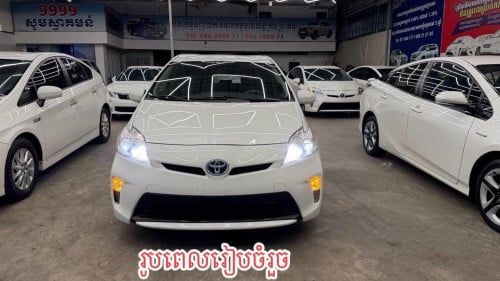 ✅ ទើបមកដល់ថ្មីរៀបចំម៉ាស្អាតលក់តែ:$19,900🚘2015 Toyota Prius Options3