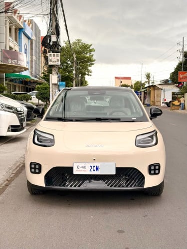 🌟 រថយន្តស្លាកលេខ នៅថ្មី99.99% ធានាថានៅថ្មីណាស់ ឱកាសល្អសម្រាប់បងប្អូន  🚘2025 AION UT 420km ENGLISH