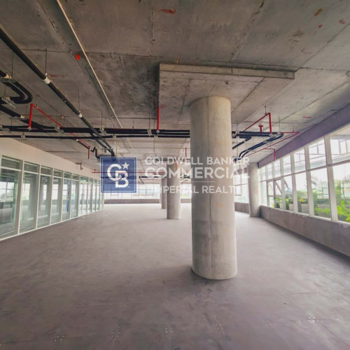🏢 Office space for rent at Chamkarmorn (OF-252)