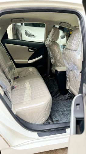 ๐แแแแแแแแแแ2012 Toyota Priusโ option 2 (แแแแแถแแแแแ)
