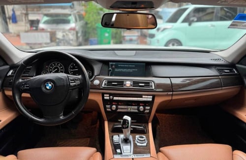 🔥BMW740I 011V6សាំង តួវែងថ្នាំសុីនមួយជុំ ម៉ាសុីនប្រអប់លេខអ៊ែម បេីកដំបូលក្នុងការ៉ុត