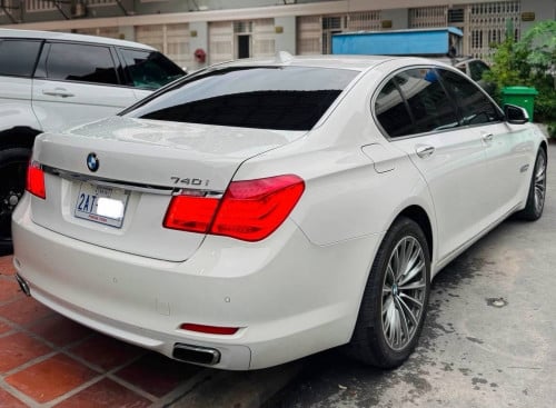 🔥BMW740I 011V6សាំង តួវែងថ្នាំសុីនមួយជុំ ម៉ាសុីនប្រអប់លេខអ៊ែម បេីកដំបូលក្នុងការ៉ុត