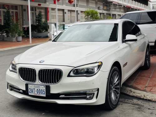 🚗ស្តុកថ្មី BMW 740i ឆ្នាំ2011 7 Series ✅. V6 សាំង តួ​វែង✅ឡានទឹក