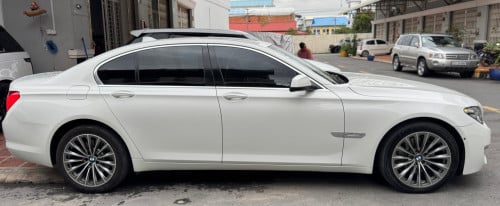 🚗ស្តុកថ្មី BMW 740i ឆ្នាំ2011 7 Series ✅. V6 សាំង តួ​វែង✅ឡានទឹក