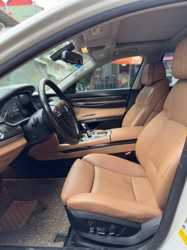 🚗ស្តុកថ្មី BMW 740i ឆ្នាំ2011 7 Series ✅. V6 សាំង តួ​វែង✅ឡានទឹក