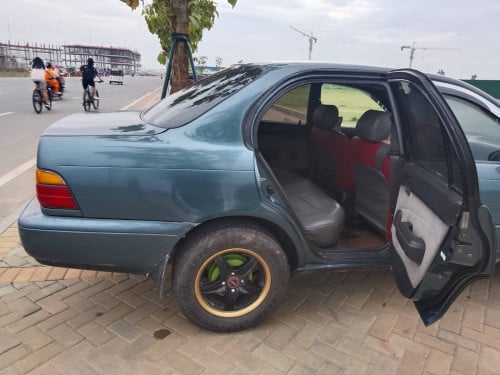 🚙Corolla DX 1995 ឡានលេងហើយស្អាត🚘