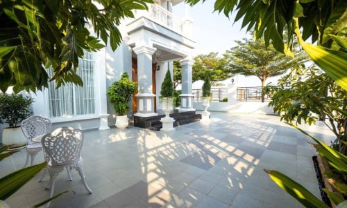 វីឡាទោល មរកតលក់បន្ទាន់/Villa for Sale urgently (បុរី វិមានភ្នំពេញ គំរោង៩)